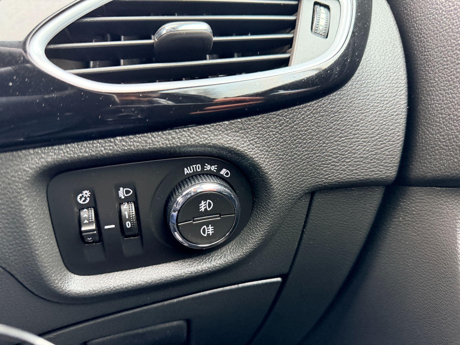 Used Vauxhall Astra 2016 for sale - 77695803: Photo 20