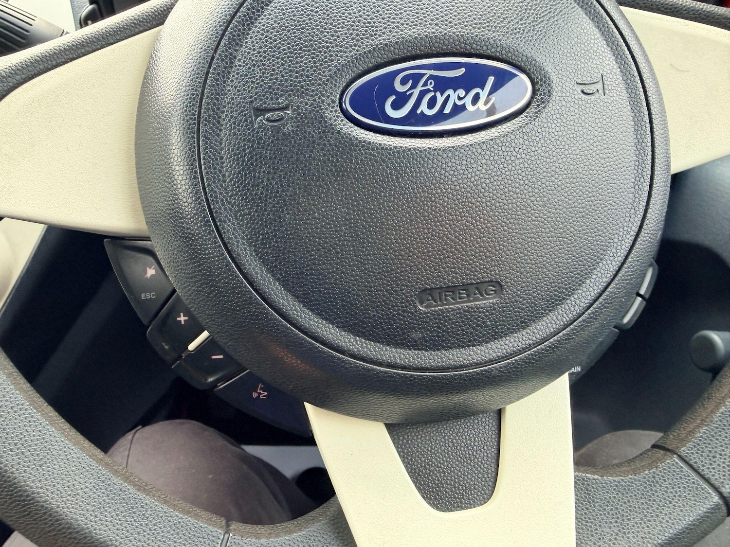Used Ford Ka 2014 for sale - 76801738: Photo 26