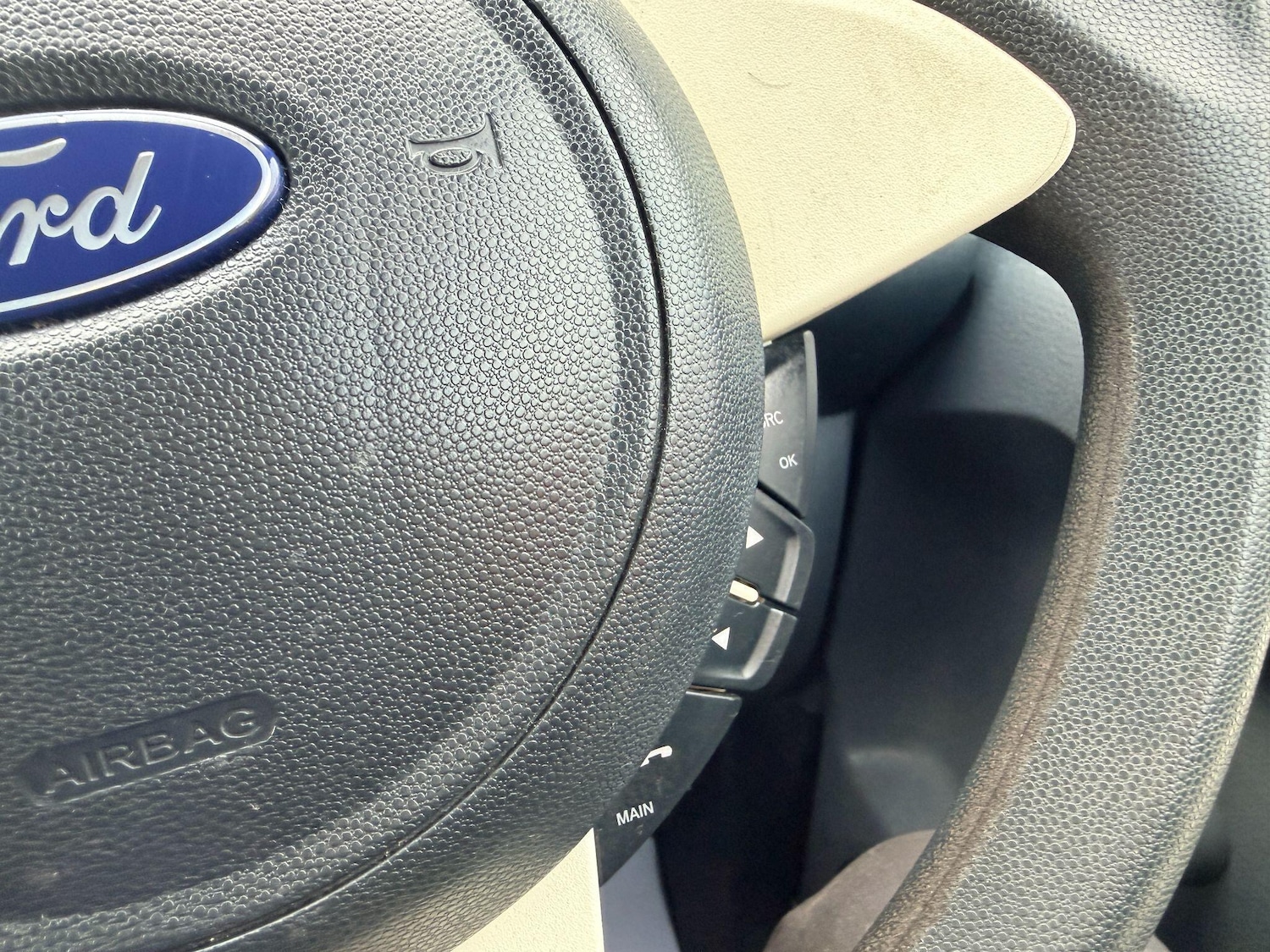 Used Ford Ka 2014 for sale - 76801738: Photo 28