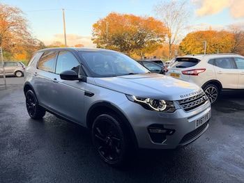 Used Land Rover Discovery Sport 2017 for sale - 76522261: Photo