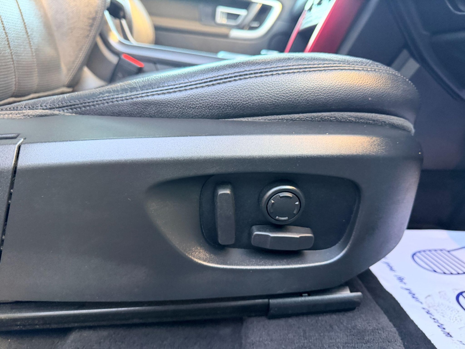 Used Land Rover Discovery Sport 2017 for sale - 76522261: Photo 34