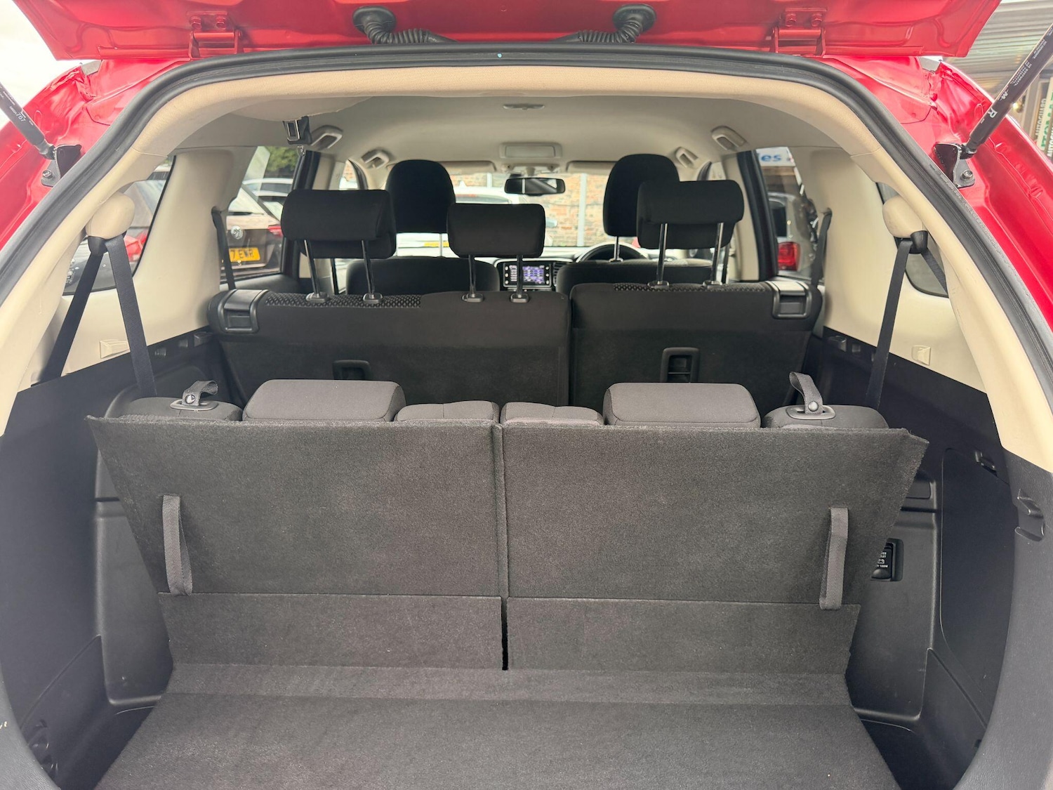 Used Mitsubishi Outlander 2019 for sale - 76349087: Photo 19