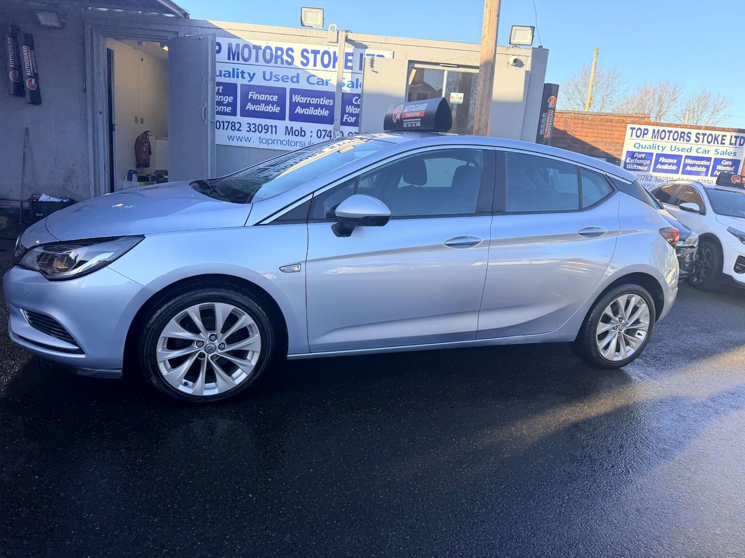 Used Vauxhall Astra 2017 for sale - 76997305: Photo 14