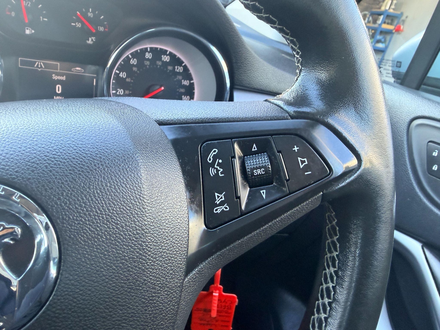 Used Vauxhall Astra 2017 for sale - 76997305: Photo 37