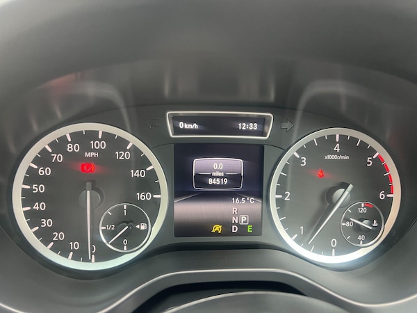 Used Infiniti Q30 2017 for sale - 76152659: Photo 22