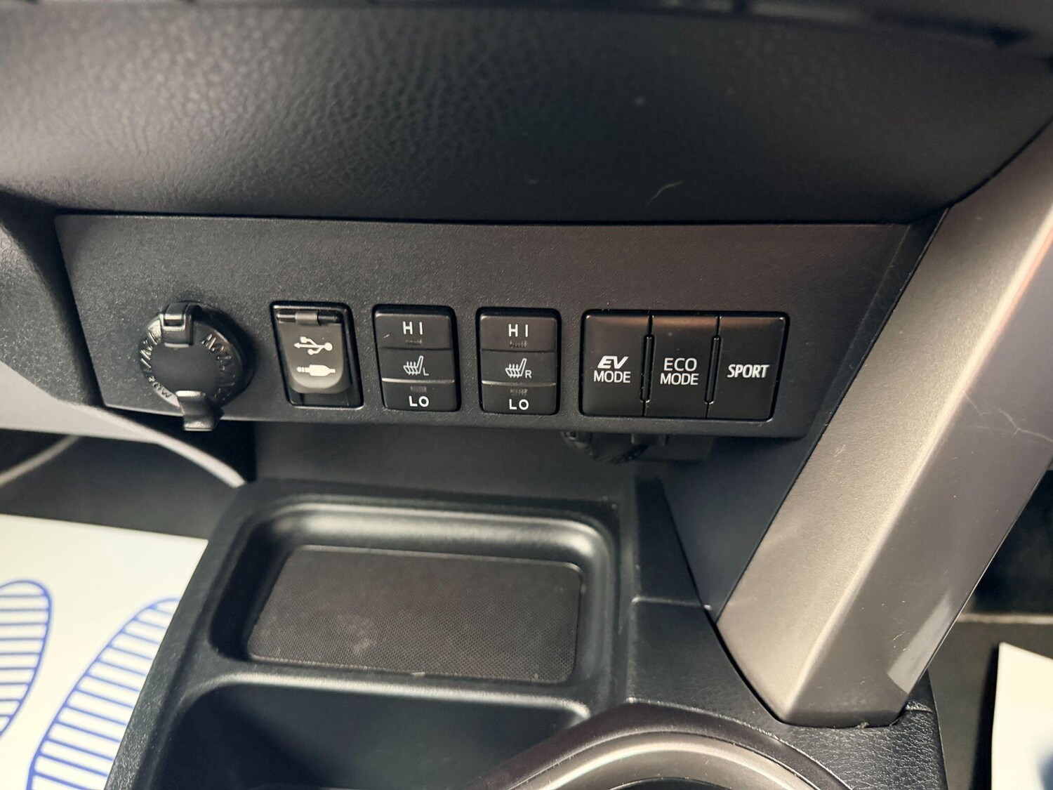 Used Toyota RAV4 2019 for sale - 77909433: Photo 18