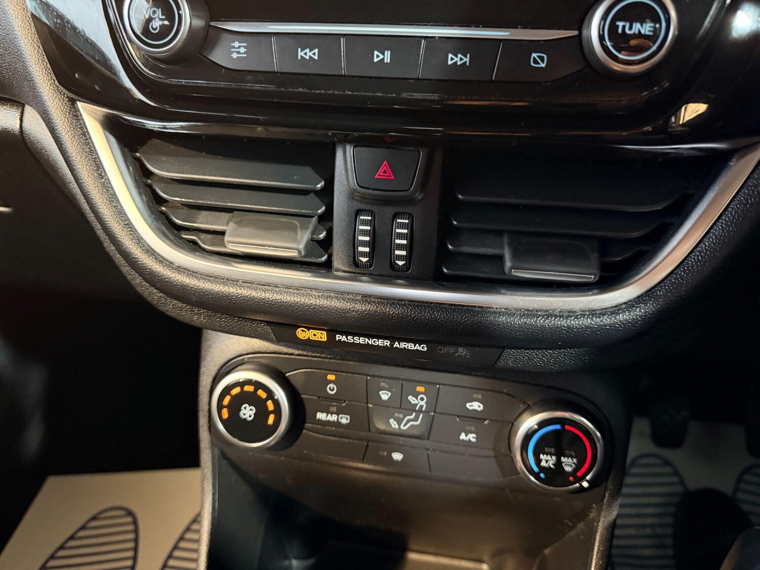 Used Ford Fiesta 2018 for sale - 78021800: Photo 30