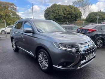 (20) - 2.4h TwinMotor 13.8kWh Design CVT 4WD Euro 6 (s/s) 5dr