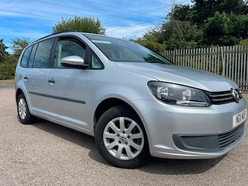 Used Volkswagen Touran 2011 for sale - 79484590: Photo