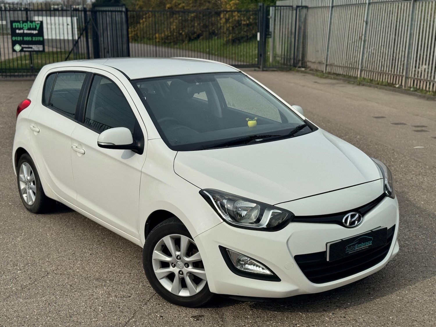 Used Hyundai i20 2012 for sale - 77982693: Photo 2