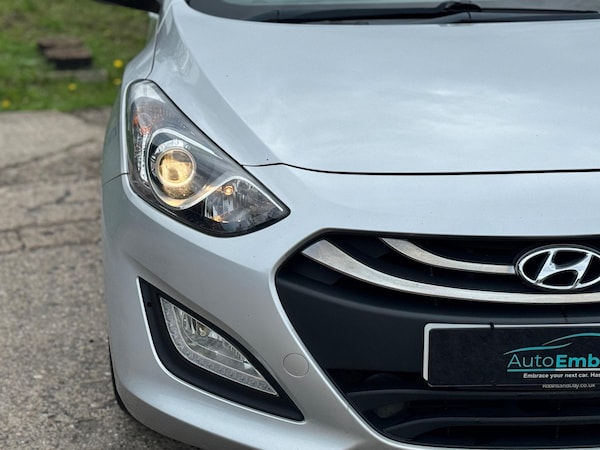 Used Hyundai i30 2012 for sale - 76200802: Photo 11