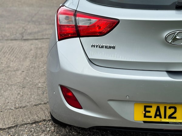 Used Hyundai i30 2012 for sale - 76200802: Photo 13