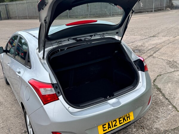 Used Hyundai i30 2012 for sale - 76200802: Photo 15