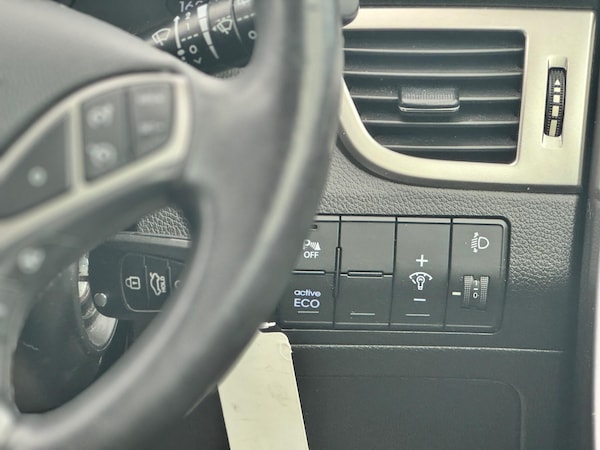 Used Hyundai i30 2012 for sale - 76200802: Photo 18