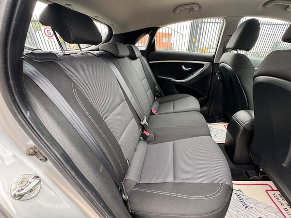Used Hyundai i30 2012 for sale - 76200802: Photo 19