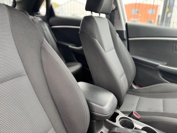 Used Hyundai i30 2012 for sale - 76200802: Photo 24