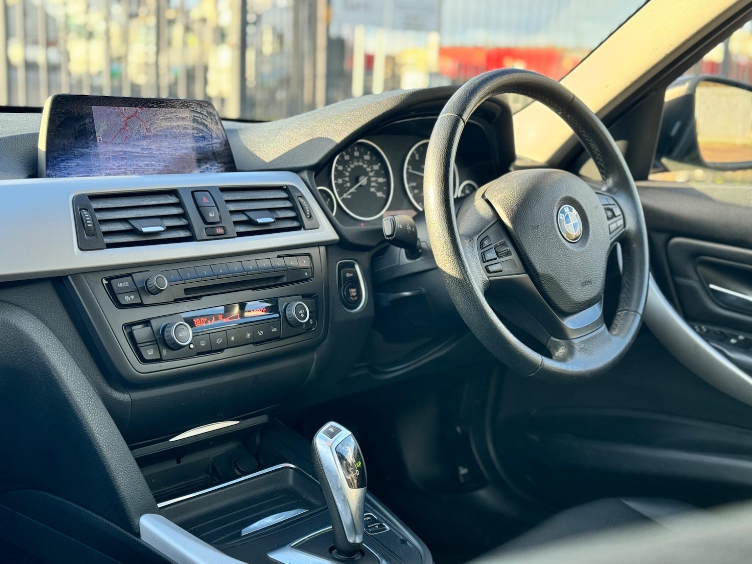 Used BMW 3 Series 2012 for sale - 76671663: Photo 13