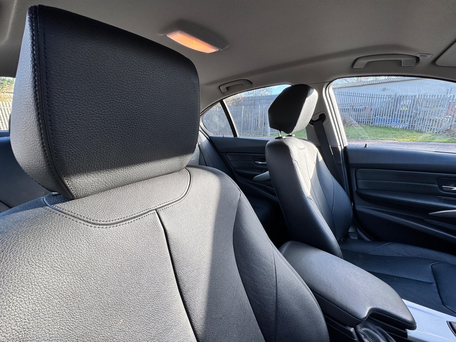 Used BMW 3 Series 2012 for sale - 76671663: Photo 17