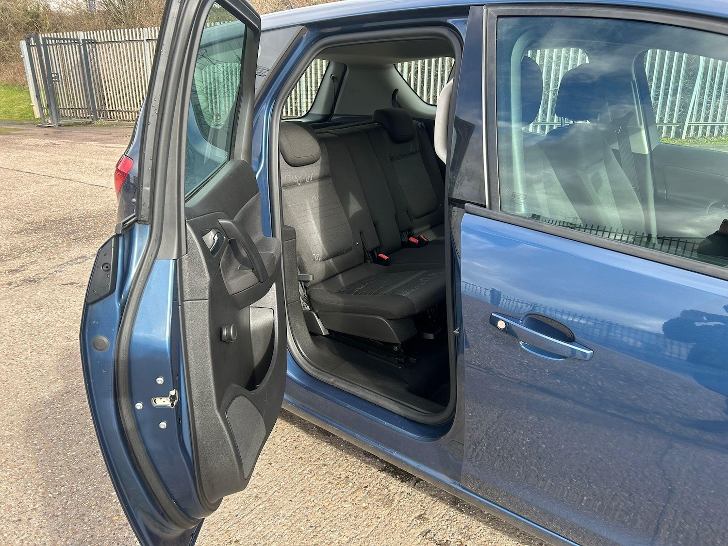 Used Vauxhall Meriva 2016 for sale - 77696310: Photo 16