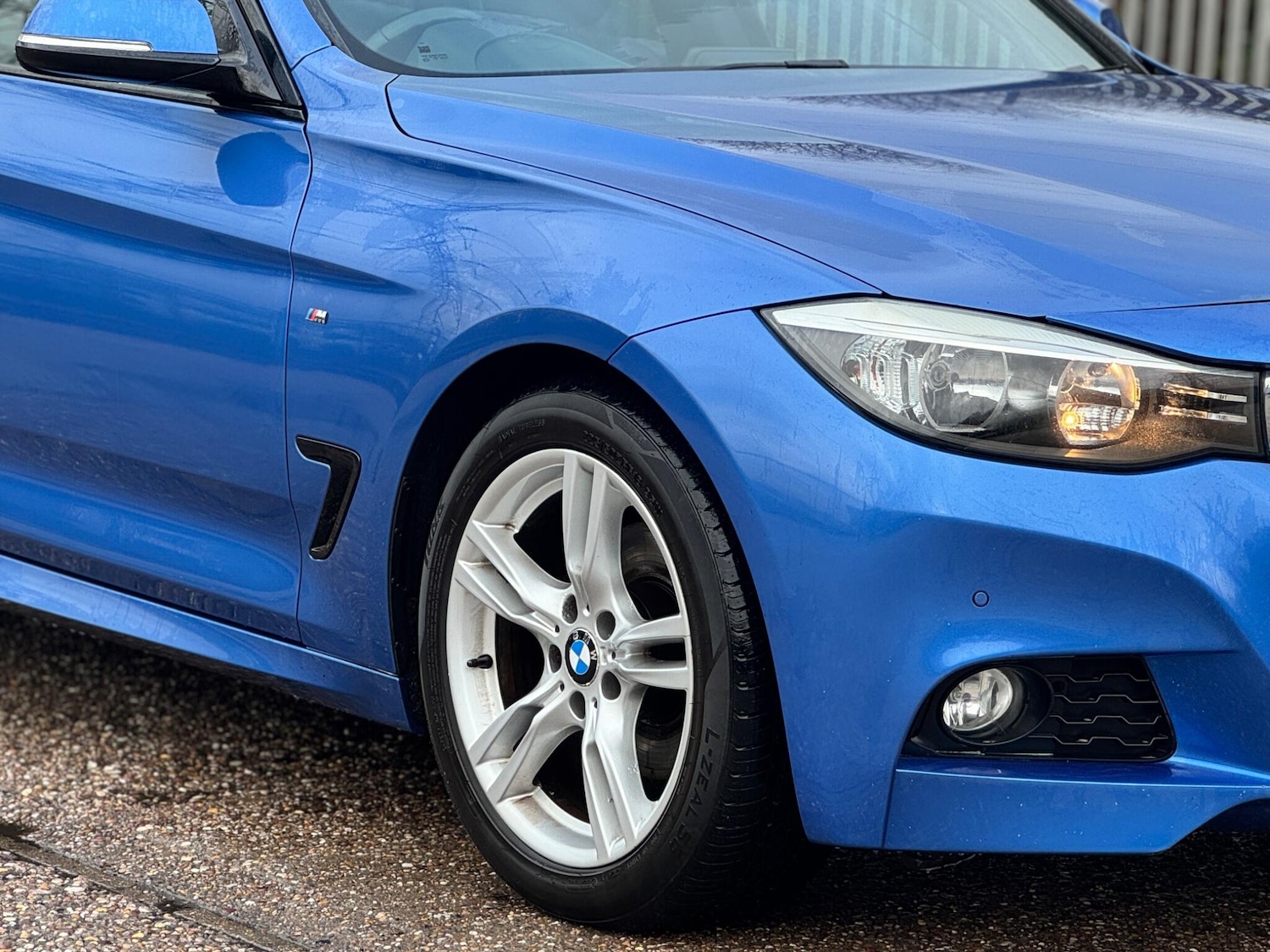 Used BMW 3 Series 2014 for sale - 77320778: Photo 2