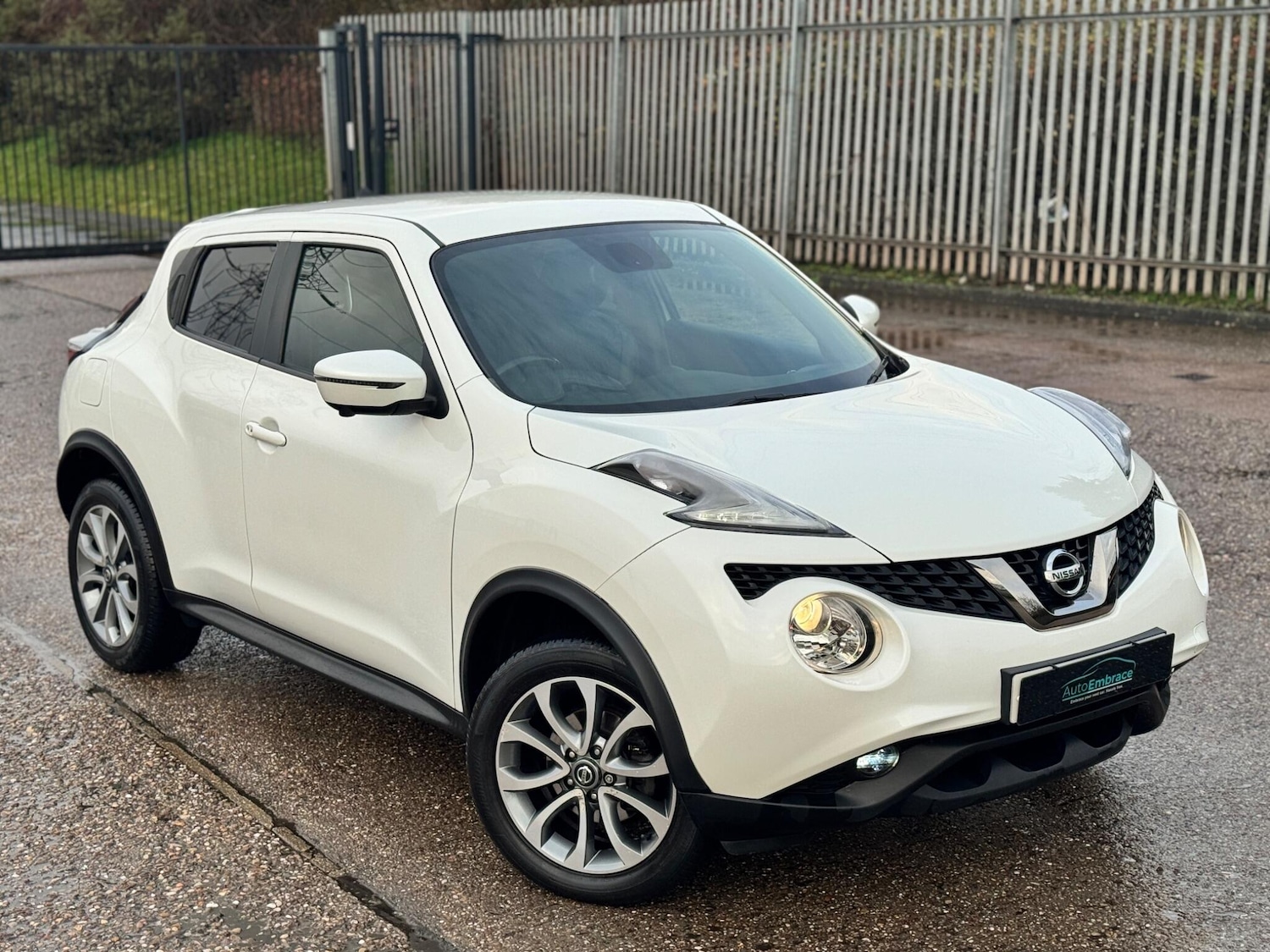 Used Nissan Juke 2018 for sale - 76866360: Photo 2