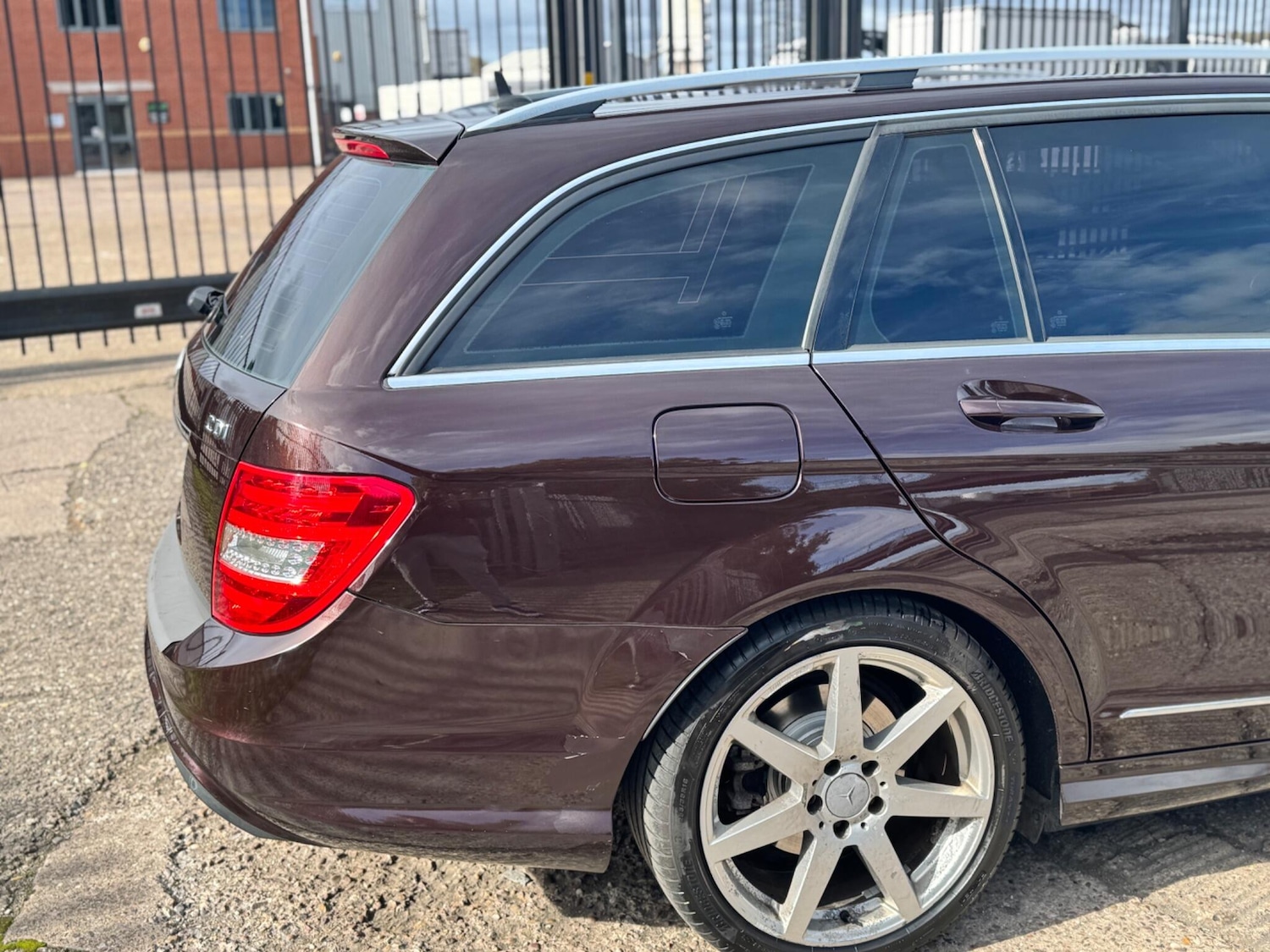 Used Mercedes-Benz C Class 2012 for sale - 76200430: Photo 10