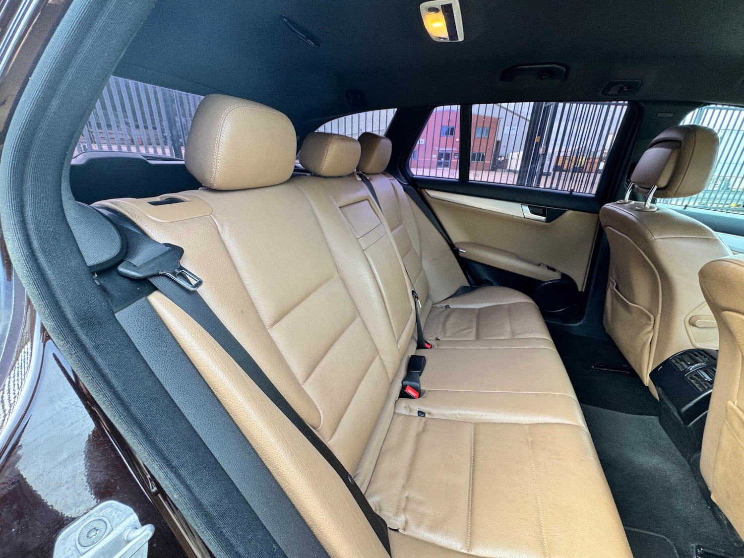 Used Mercedes-Benz C Class 2012 for sale - 76200430: Photo 14