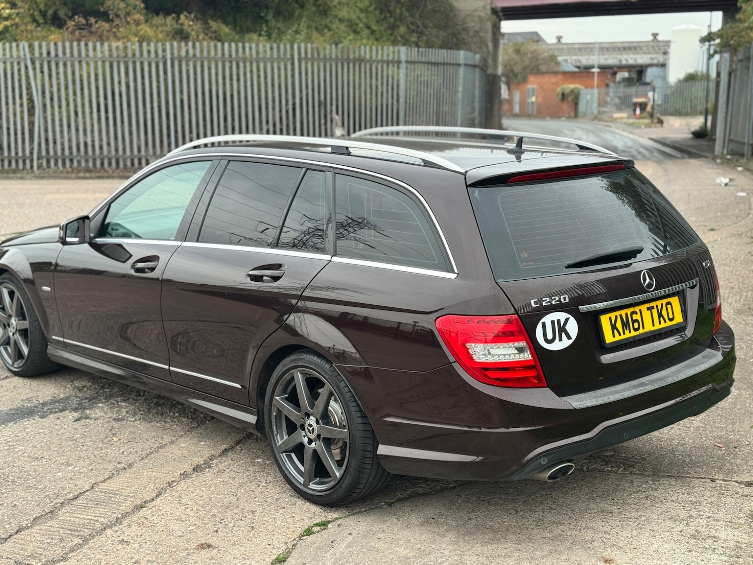 Used Mercedes-Benz C Class 2012 for sale - 76200430: Photo 7