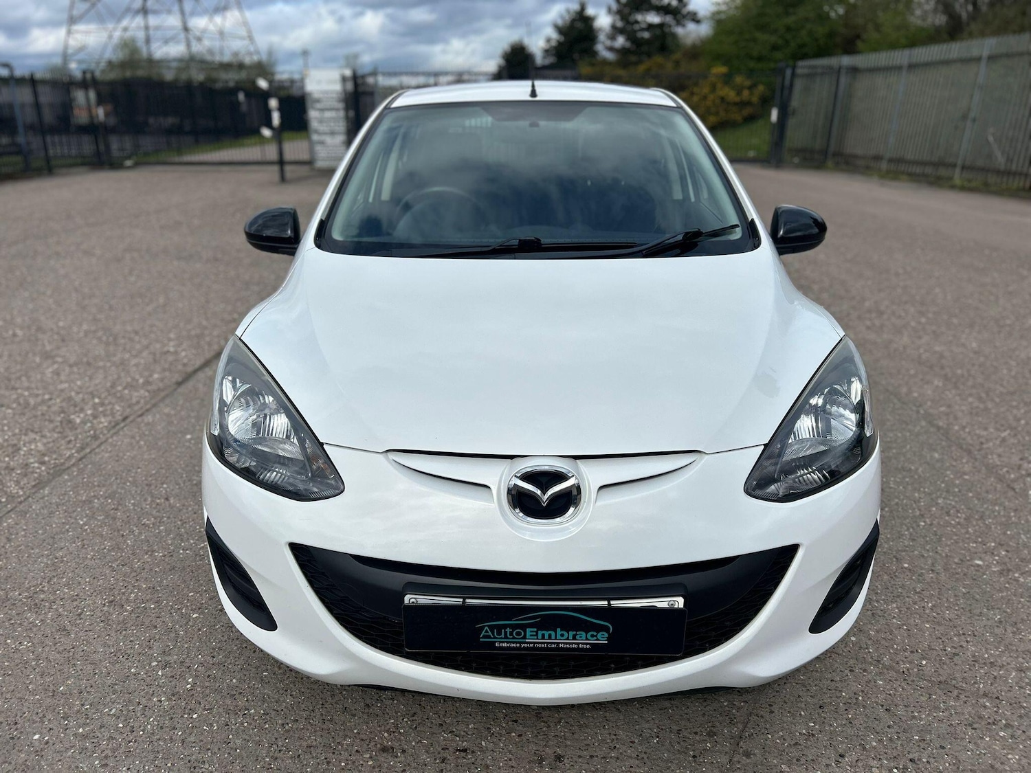 Used Mazda Mazda2 2014 for sale - 78141535: Photo 2