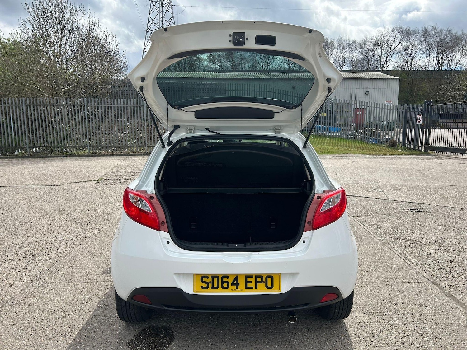 Used Mazda Mazda2 2014 for sale - 78141535: Photo 22