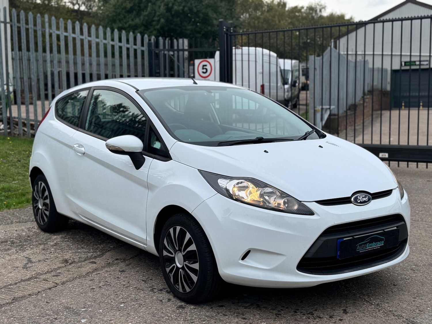 Used Ford Fiesta 2011 for sale - 76315111: Photo 1