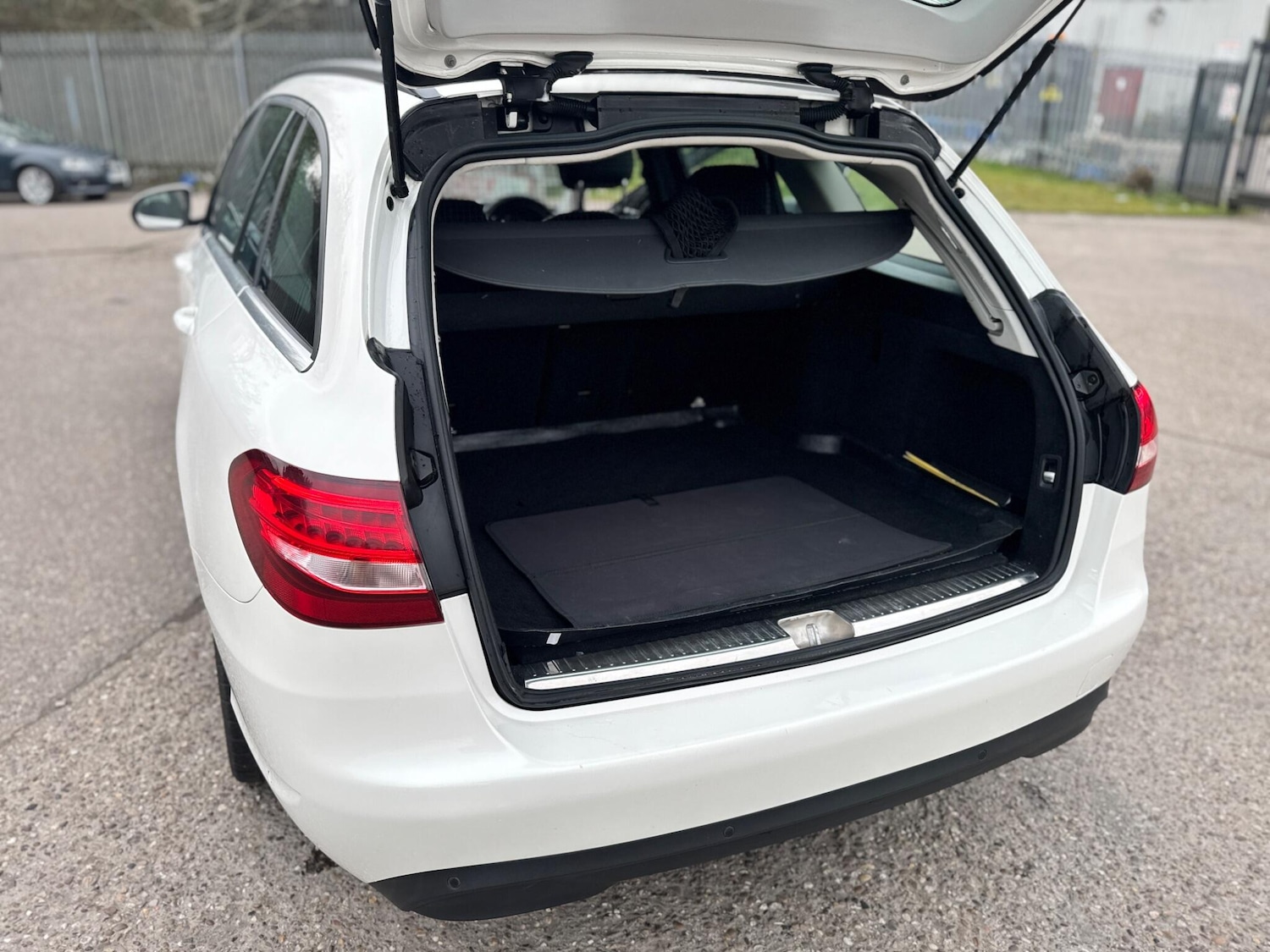 Used Mercedes-Benz C Class for sale - 77982441: Photo 22