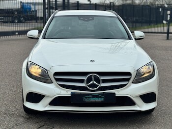 Used Mercedes-Benz C Class 2018 for sale - 77982441: Photo