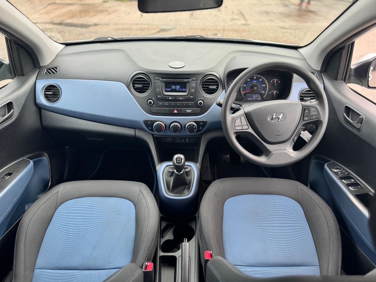 Used Hyundai i10 2015 for sale - 76865326: Photo 13