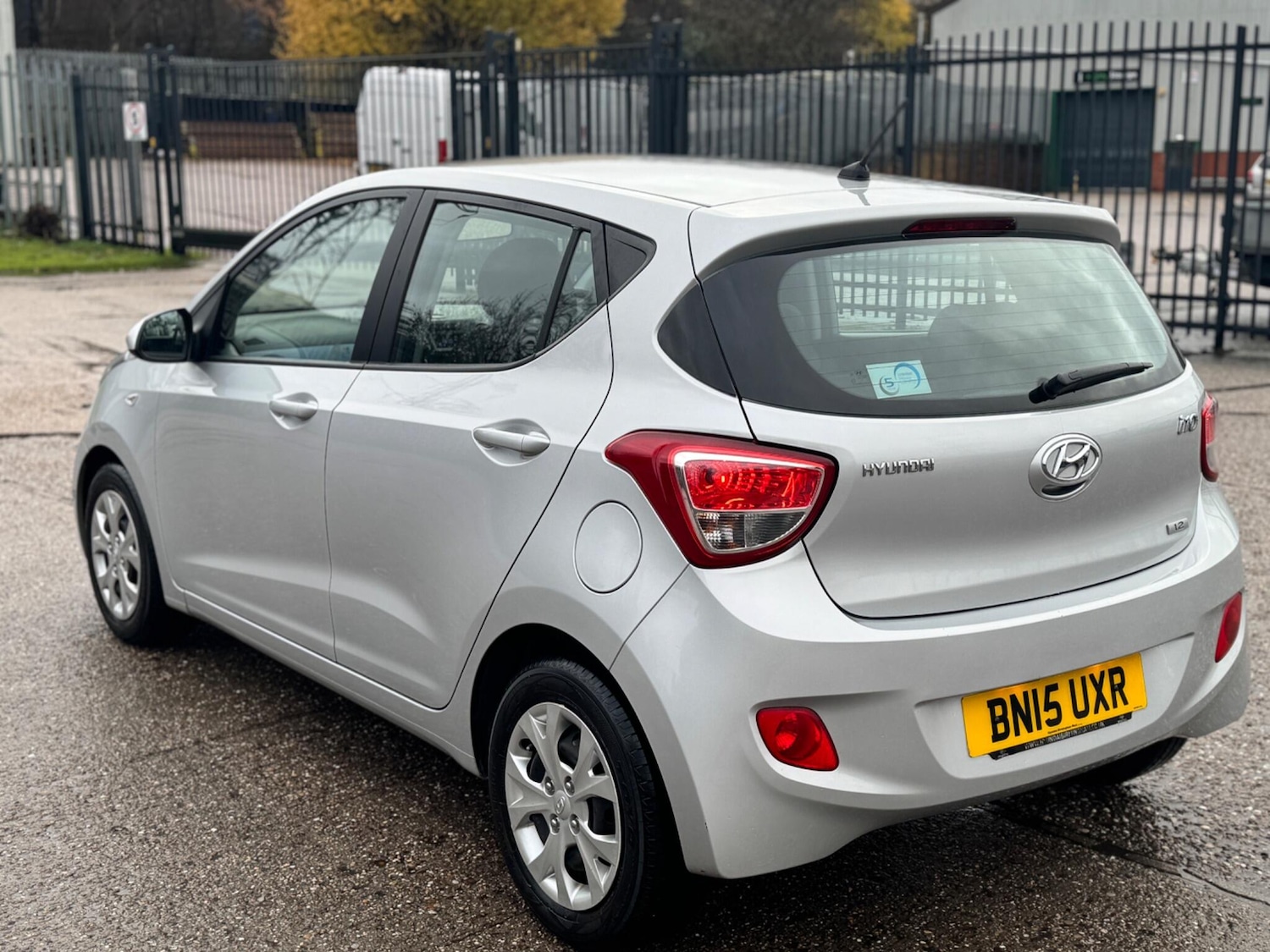 Used Hyundai i10 2015 for sale - 76865326: Photo 7
