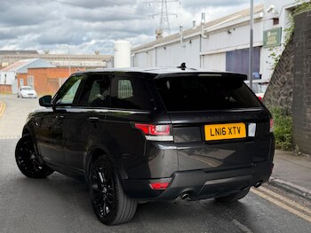 Used Land Rover Range Rover Sport 2016 for sale - 78809966: Photo