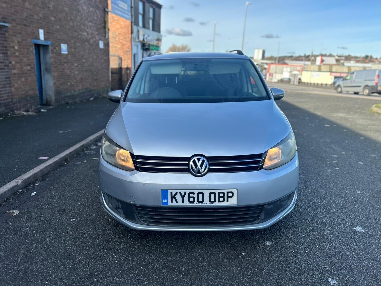 Used Volkswagen Touran for sale - 77683813: Photo 8