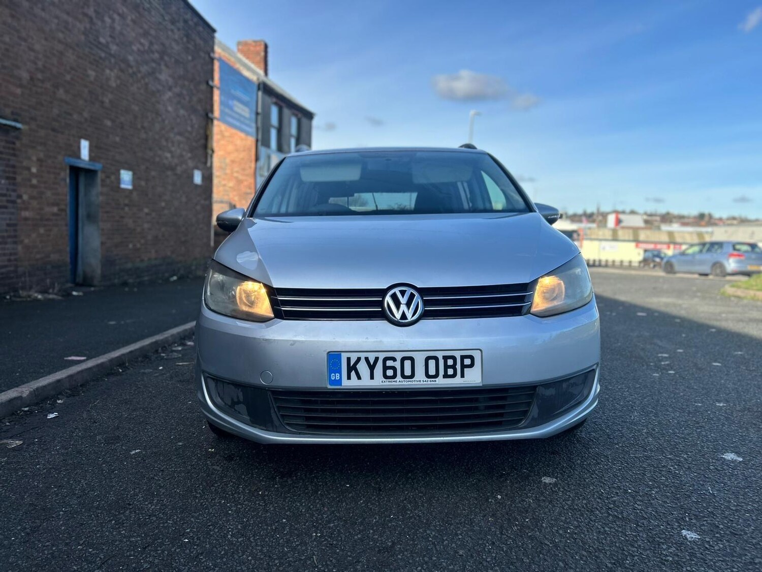 Used Volkswagen Touran for sale - 77683813: Photo 9