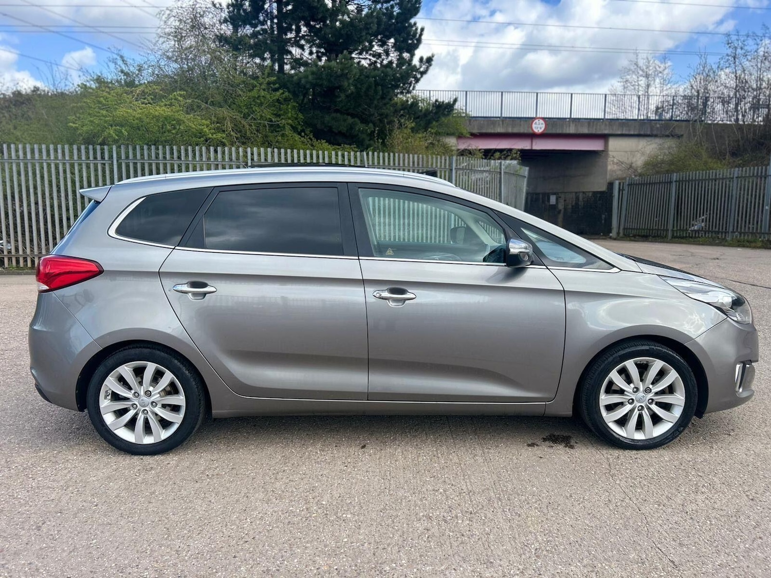 Used Kia Carens 2014 for sale - 78071830: Photo 12