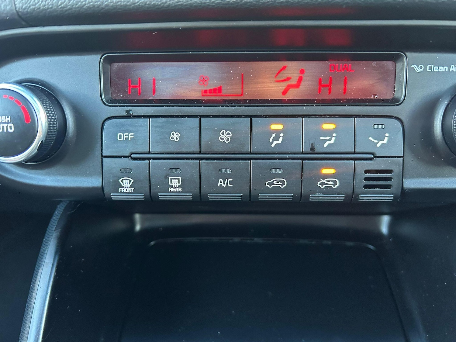 Used Kia Carens 2014 for sale - 78071830: Photo 20