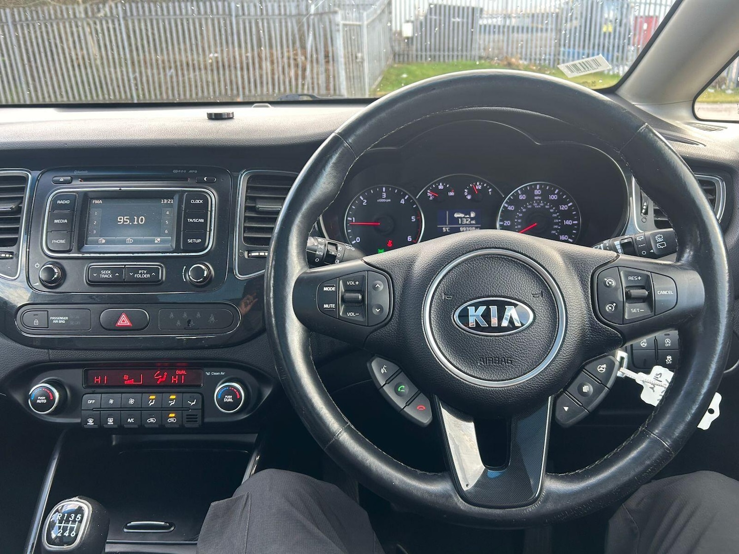 Used Kia Carens 2014 for sale - 78071830: Photo 24