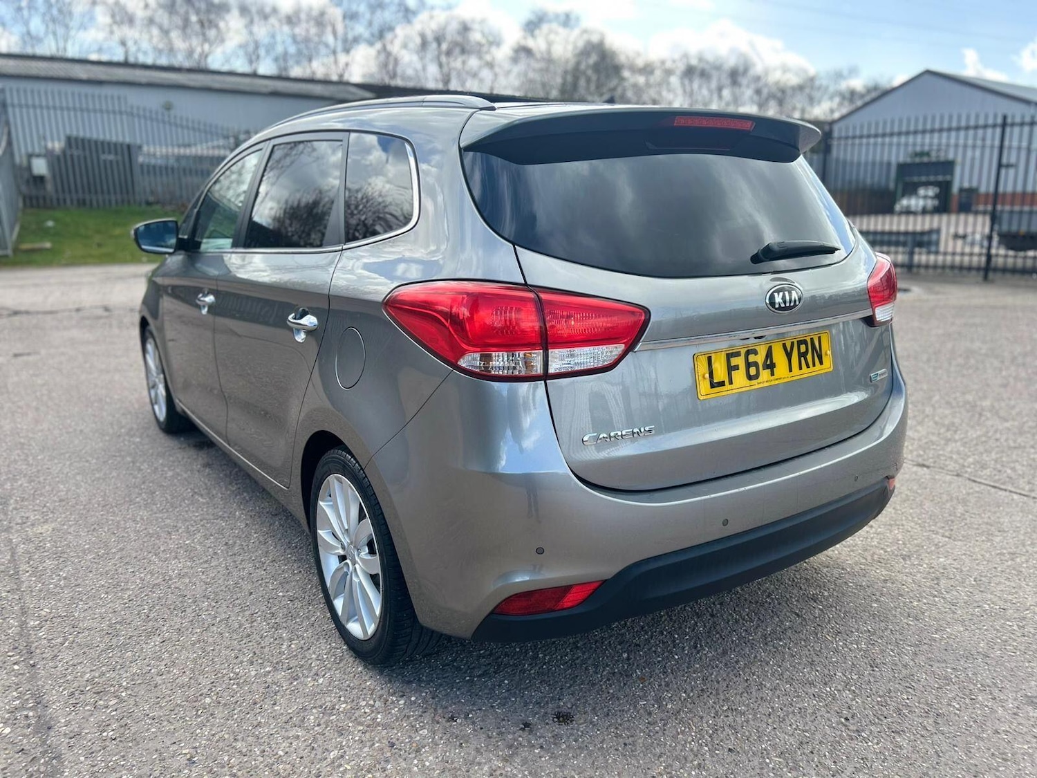 Used Kia Carens 2014 for sale - 78071830: Photo 6