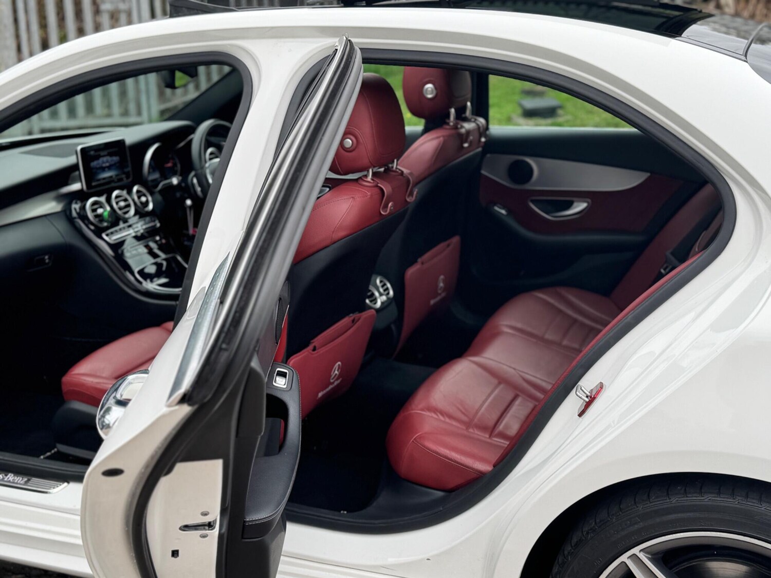 Used Mercedes-Benz C Class 2015 for sale - 76315247: Photo 14