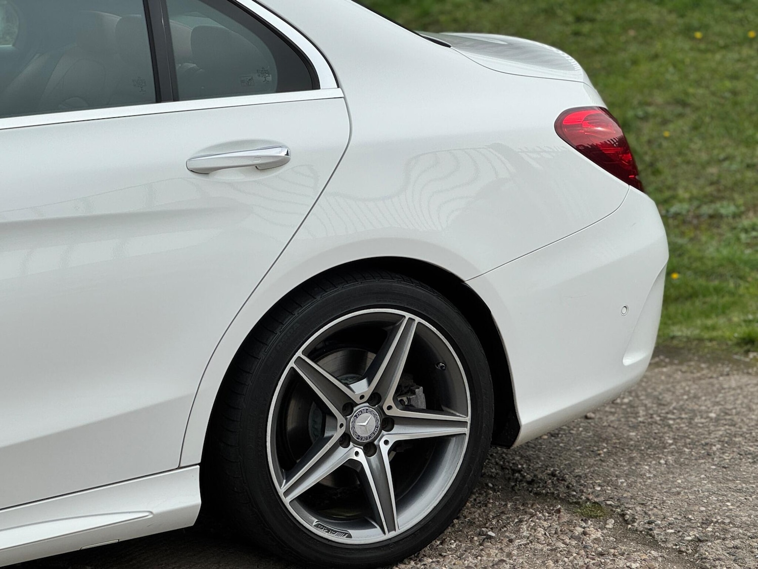 Used Mercedes-Benz C Class 2015 for sale - 76315247: Photo 5