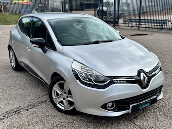 Used Renault Clio 2015 for sale - 76031854: Photo