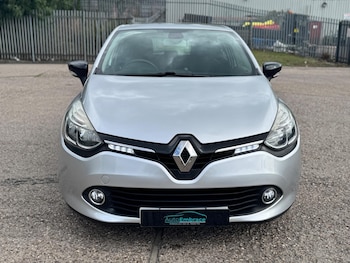 Used Renault Clio 2015 for sale - 76031854: Photo