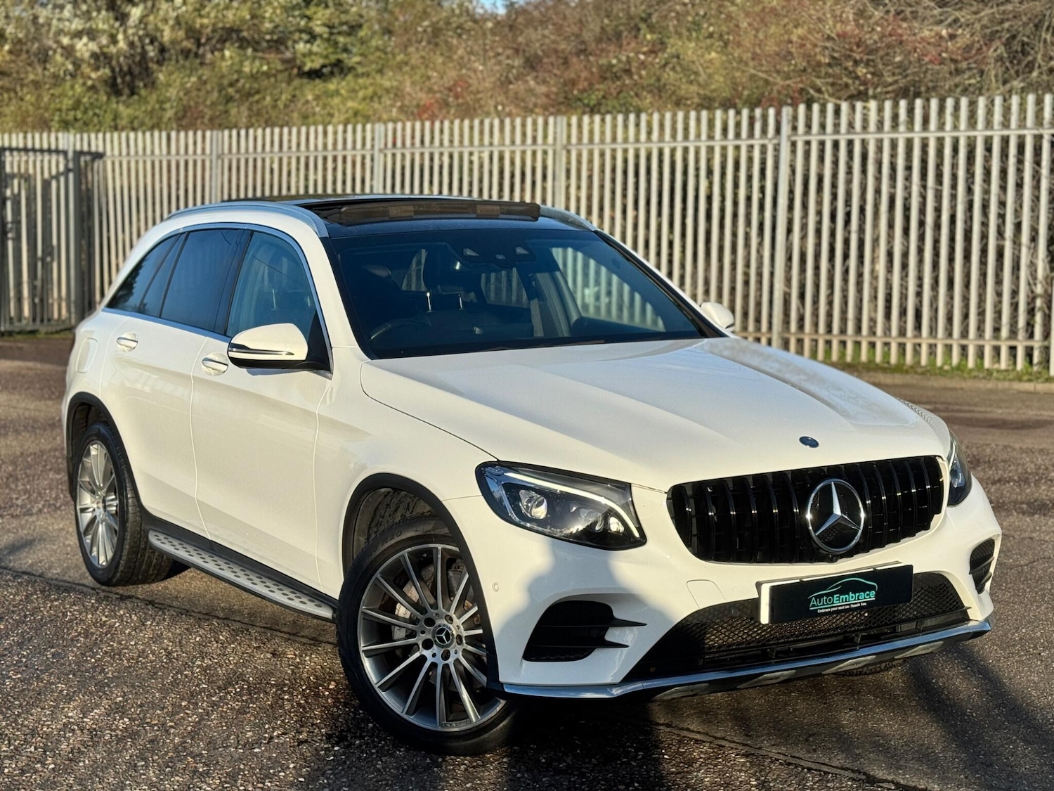 Used Mercedes-Benz GLC 2017 for sale - 76671341: Photo 1