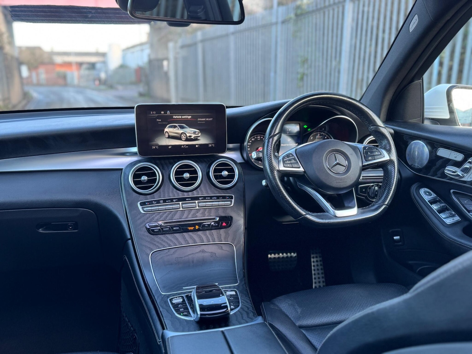 Used Mercedes-Benz GLC 2017 for sale - 76671341: Photo 19