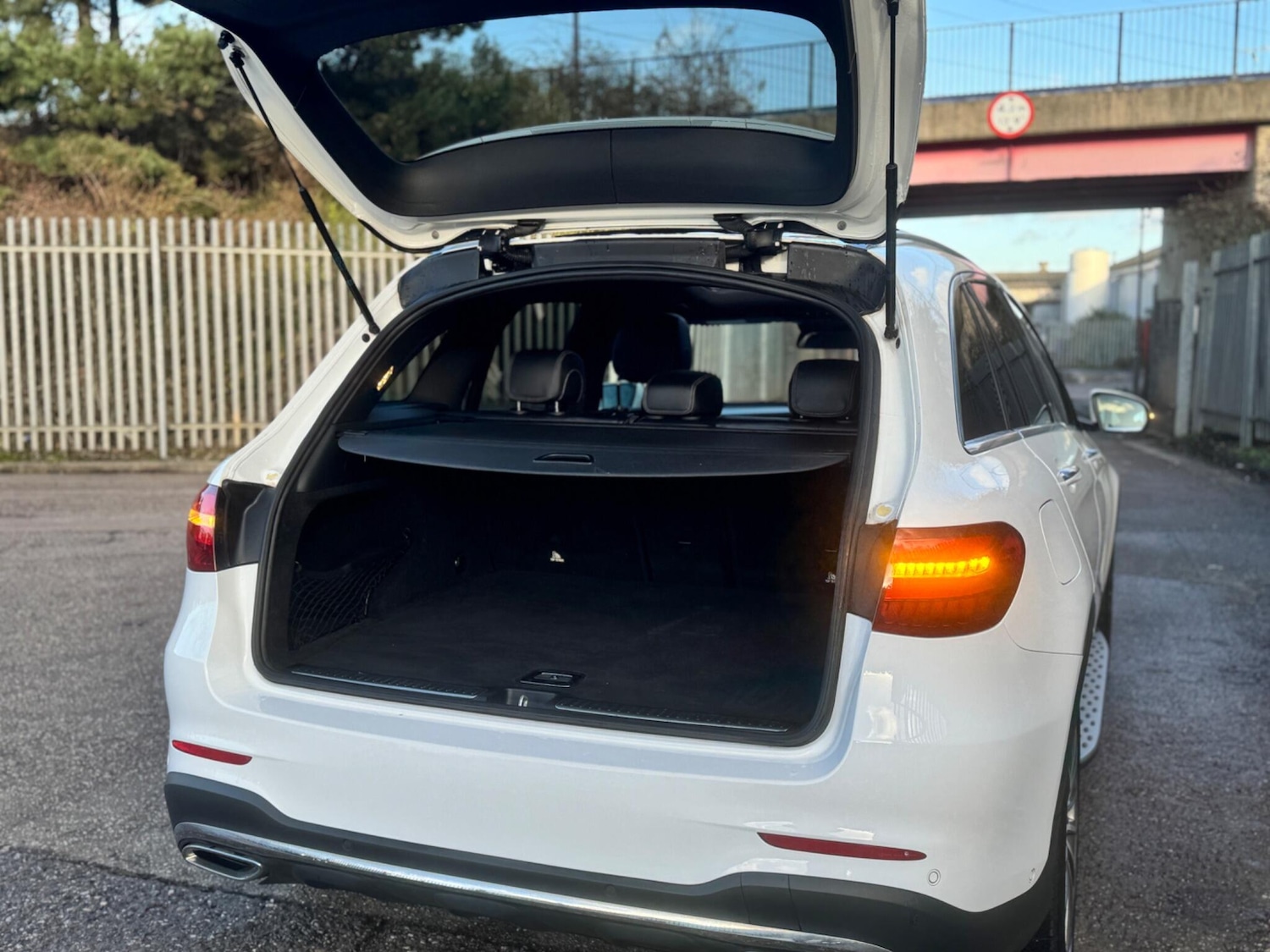 Used Mercedes-Benz GLC 2017 for sale - 76671341: Photo 31