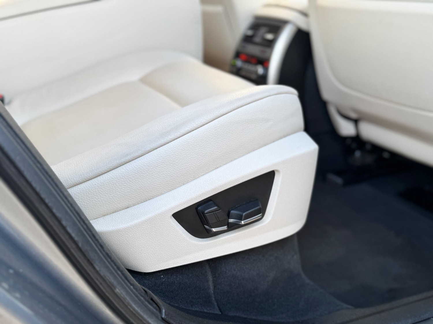 Used BMW 5 Series 2010 for sale - 76671383: Photo 16